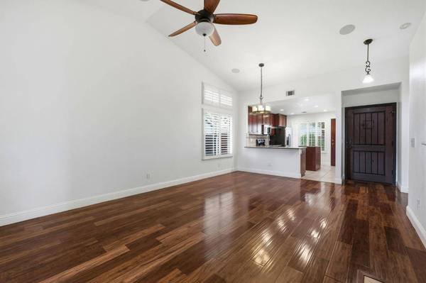 592 Charlemagne LN, Tracy, CA 95376