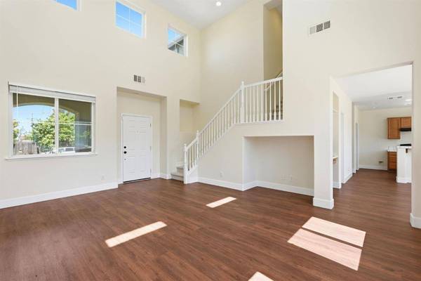 2424 Catamaran WAY, Stockton, CA 95206