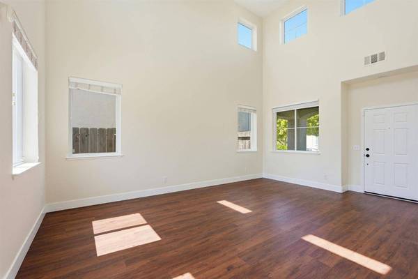 2424 Catamaran WAY, Stockton, CA 95206