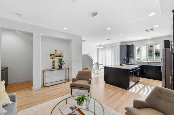 968 Almaden LN, San Jose, CA 95125