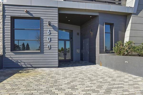 600 El Camino Real #302, Belmont, CA 94002