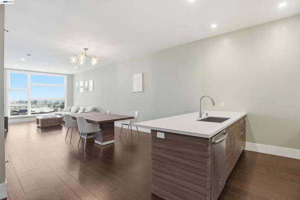 600 El Camino Real #302, Belmont, CA 94002