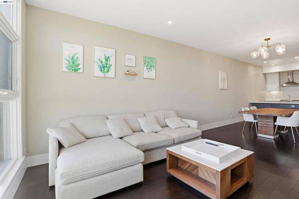 600 El Camino Real #302, Belmont, CA 94002