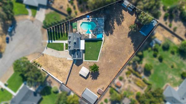 2039 Cambridge DR, Atwater, CA 95301