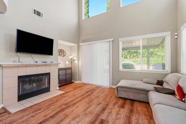 3112 Dovehouse LN, Modesto, CA 95355