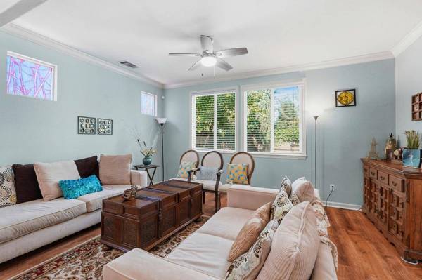 3112 Dovehouse LN, Modesto, CA 95355