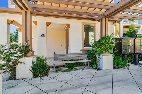 4567 Huntington Ln, San Jose, CA 95136-1715