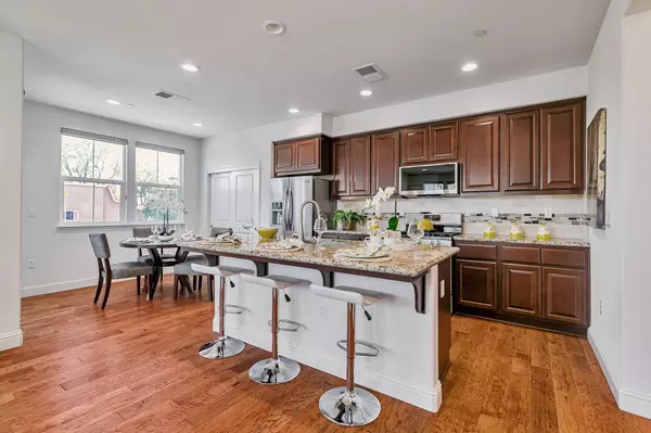 4567 Huntington Ln, San Jose, CA 95136-1715