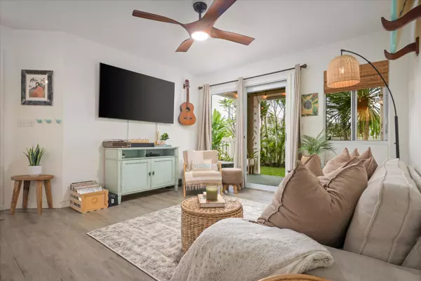 75-6081 ALII DR #JJ102, Kailua-kona, HI 96740