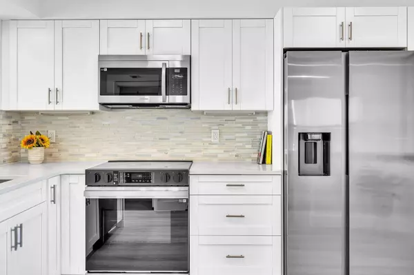 7076 Huntington LN 707, Delray Beach, FL 33446