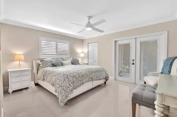 7286 Huntington LN 301, Delray Beach, FL 33446