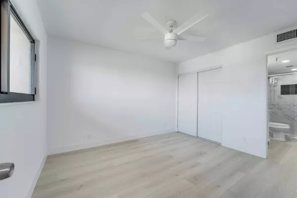 7076 Huntington LN 803, Delray Beach, FL 33446