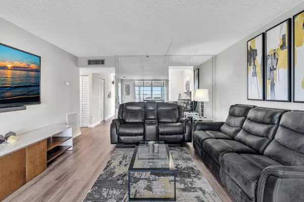 14623 Bonaire BLVD 410, Delray Beach, FL 33446