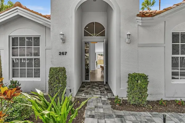 267 Eagleton Estates BLVD, Palm Beach Gardens, FL 33418
