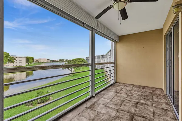 3076 Cornwall D