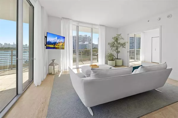 1445 16th St #602, Miami Beach, FL 33139