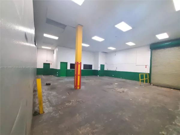 1395 NW 22nd St, Miami, FL 33142