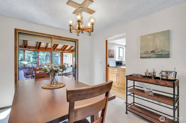 14005 20th PL W, Lynnwood, WA 98087