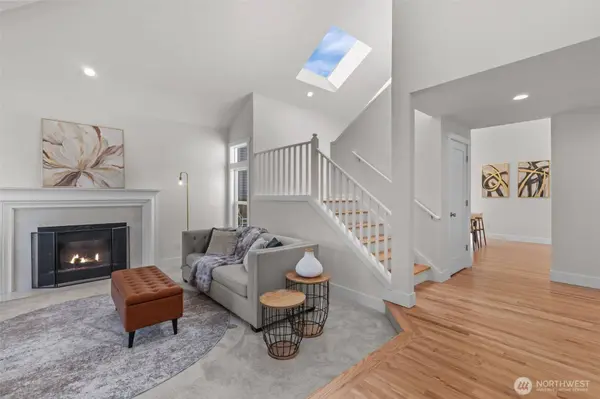 12470 NE 162nd ST, Woodinville, WA 98072