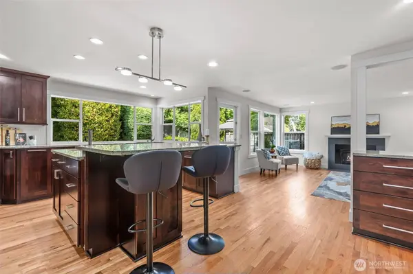12470 NE 162nd ST, Woodinville, WA 98072