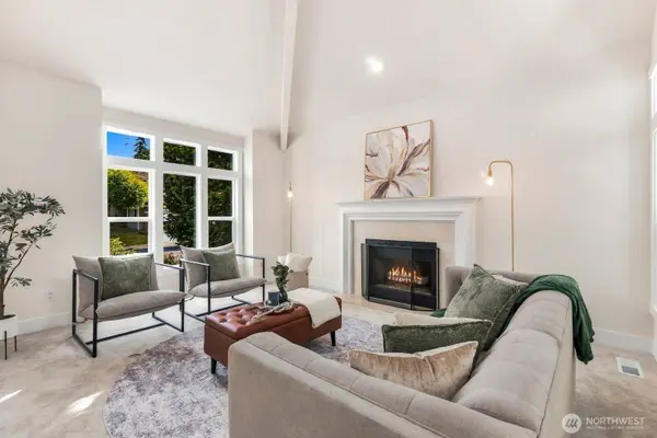 12470 NE 162nd ST, Woodinville, WA 98072