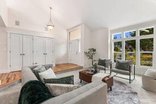 12470 NE 162nd ST, Woodinville, WA 98072