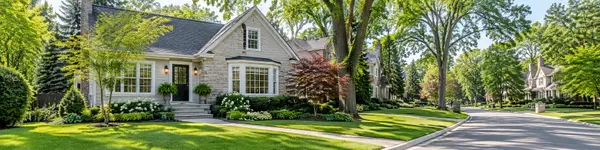 Sunlit Tree-Lined Suburban Cottage