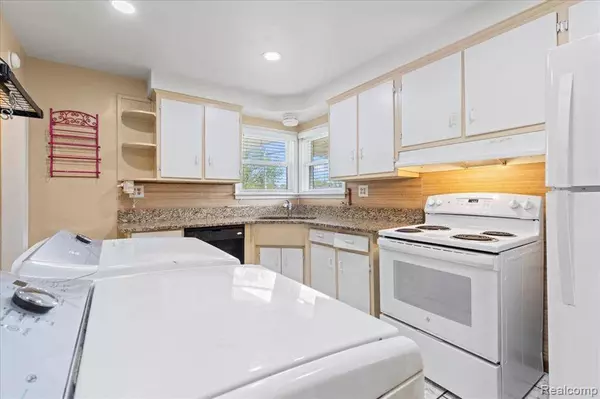 10024 BRADY, Redford Twp, MI 48239