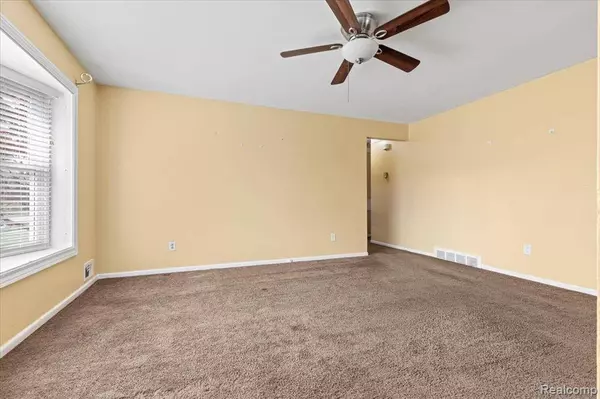 10024 BRADY, Redford Twp, MI 48239