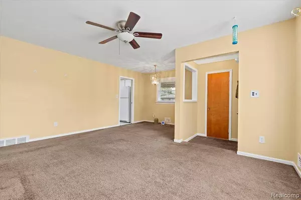 10024 BRADY, Redford Twp, MI 48239