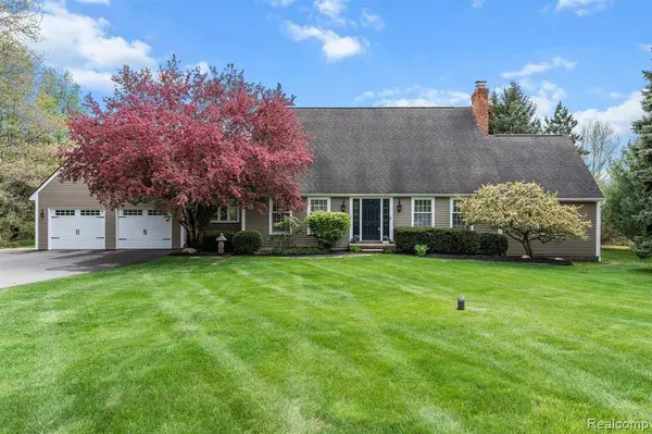 3165 WOODPINE, Oakland Twp, MI 48306