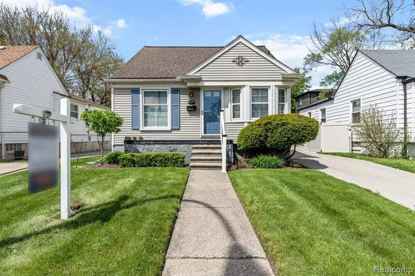 309 E 12 MILE Road, Royal Oak, MI 48073