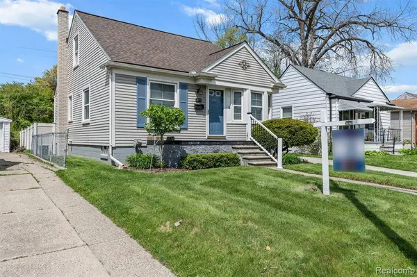 309 E 12 MILE Road, Royal Oak, MI 48073