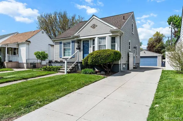 309 E 12 MILE Road, Royal Oak, MI 48073