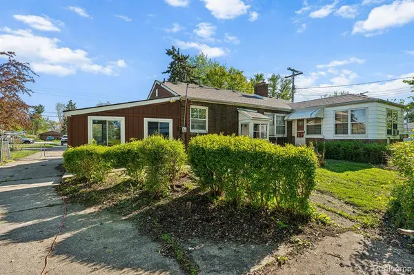 15365 FRAZHO Road, Roseville, MI 48066