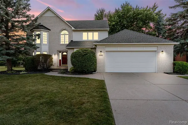 2896 Chippewa Court, Troy, MI 48085
