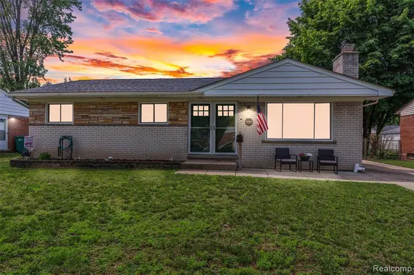 37565 Westvale Street, Romulus, MI 48174