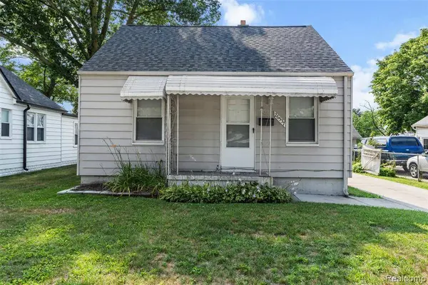 26537 Alger Boulevard, Madison Heights, MI 48071