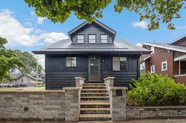 526 N Washington Avenue, Royal Oak, MI 48067