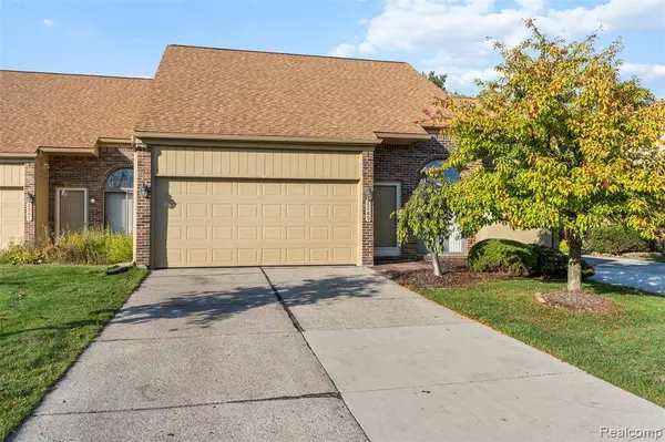 2289 Rochelle Park Drive, Rochester Hills, MI 48309