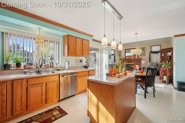 20346 Windham Drive, Macomb Twp, MI 48044