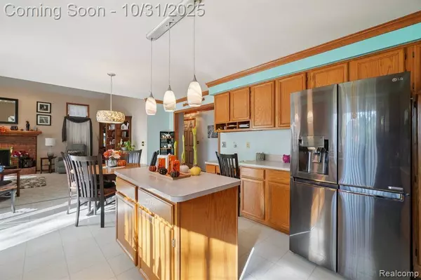 20346 Windham Drive, Macomb Twp, MI 48044