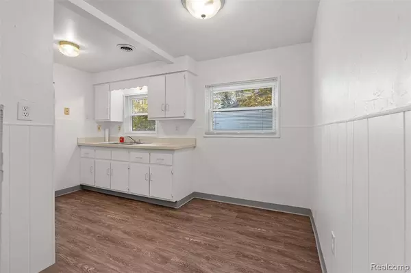 13263 Frazho Road, Warren, MI 48089