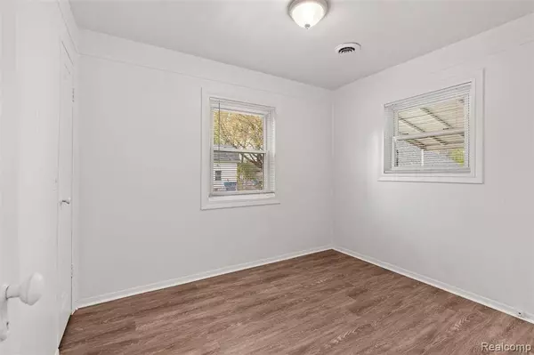 13263 Frazho Road, Warren, MI 48089