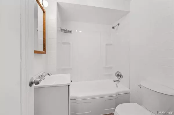 13263 Frazho Road, Warren, MI 48089