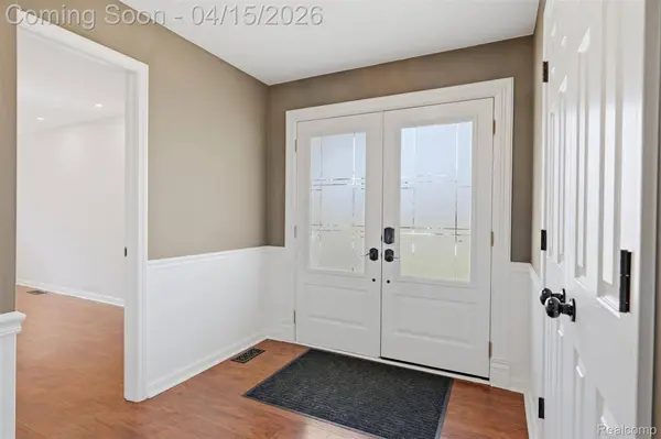 3550 Upton DR, Troy, MI 48084