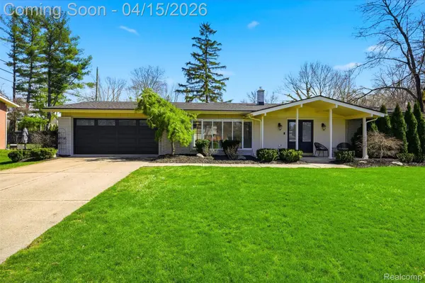 3550 Upton DR, Troy, MI 48084