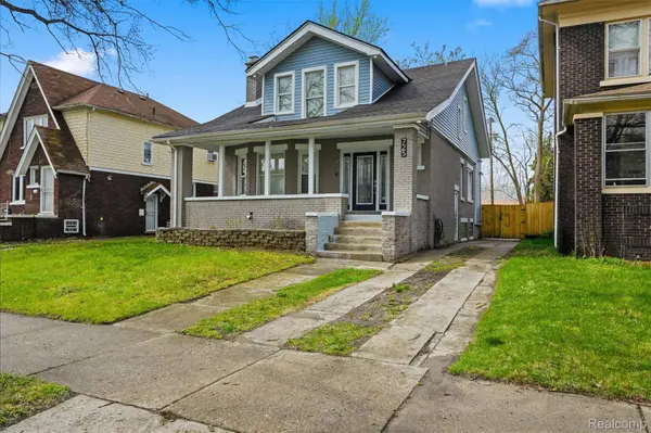 725 Lakewood ST, Detroit, MI 48215