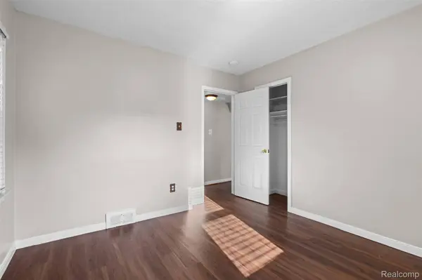 24696 Wilmot AVE, Eastpointe, MI 48021