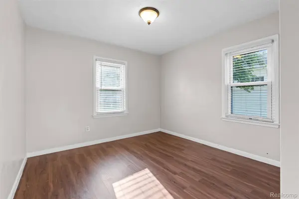 24696 Wilmot AVE, Eastpointe, MI 48021